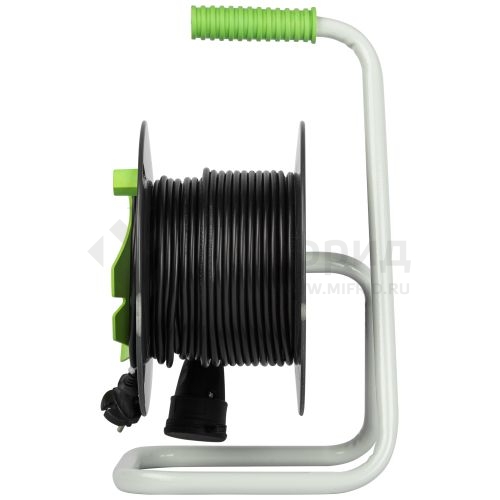 Удлинитель на пластик. катушке 1х30м без заземл. 6А IP44 GREEN LINE GAZ-2x0.75-30m ПВС 2х0.75 Эра Б0065111