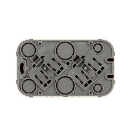 Розетка 2-м ОП Quteo 16А IP20 250В 2х2P+E с заземл. без защ. шторок сл. кость IEK 782263 Розетка 2-м ОП Quteo 16А IP20 250В 2х2P+E с заземл. без защ. шторок сл. кость IEK 782263