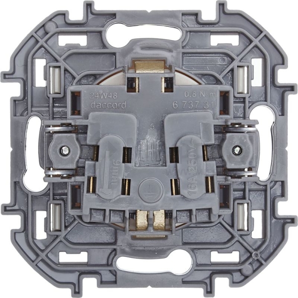 Розетка 1-м СП Inspiria 16А IP20 250В 2P+E защ. шторки немецк. стандарт механизм сл. кость IEK 673731