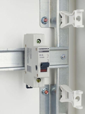 Выключатель нагрузки (мини-рубильник) 1п 63А ВН-32 GENERICA MNV15-1-063