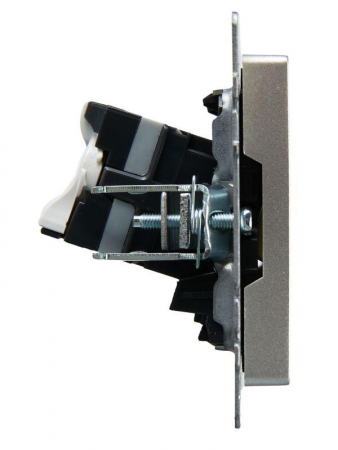 Розетка компьютерная двойн. СП RJ45 кат.5E BRITE РК10-2-БрА механизм алюм. IEK BR-K20-1-K47 Розетка компьютерная двойн. СП RJ45 кат.5E BRITE РК10-2-БрА механизм алюм. IEK BR-K20-1-K47