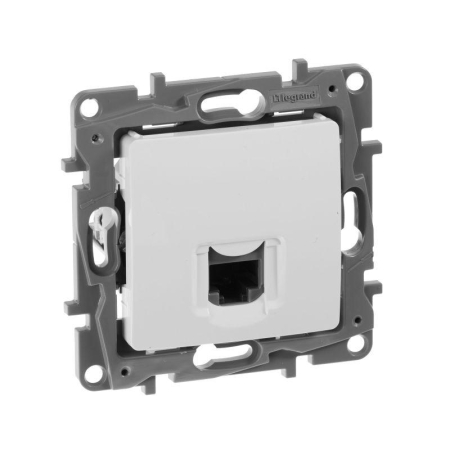Розетка компьютерная 1-м СП Etika RJ45 кат.5E UTP механизм бел. IEK 672241 Розетка компьютерная 1-м СП Etika RJ45 кат.5E UTP механизм бел. IEK 672241