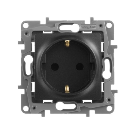 Розетка 1-м СП Etika 16А IP31 250В 2P+E с заземл. защ. шторки немецк. стандарт винтов. клеммы механизм антрацит IEK 672622 Розетка 1-м СП Etika 16А IP31 250В 2P+E с заземл. защ. шторки немецк. стандарт винтов. клеммы механизм антрацит IEK 672622
