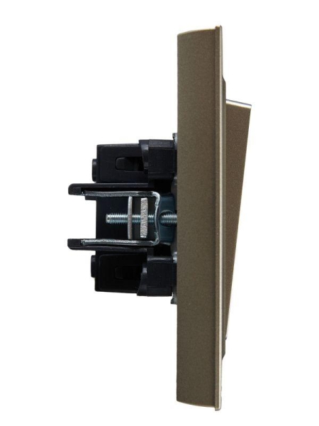 Выключатель 1-кл. СП BRITE ВСР10-1-0-БрШ 10А в сборе шампань IEK BR-V10-0-10-K37-F