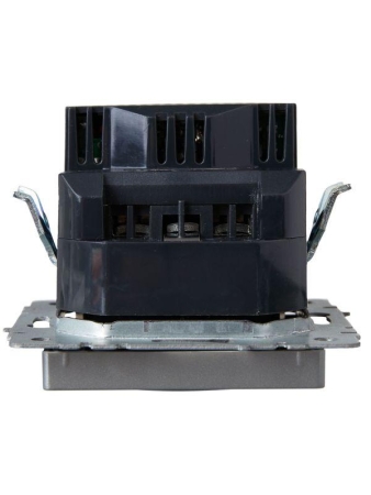 Розетка BRITE РЮш11-1-БрА 16А с USB A+C 18Вт с заземл. защ. шторки механизм алюм. IEK BR-R14-16-U22-018-K47 Розетка BRITE РЮш11-1-БрА 16А с USB A+C 18Вт с заземл. защ. шторки механизм алюм. IEK BR-R14-16-U22-018-K47