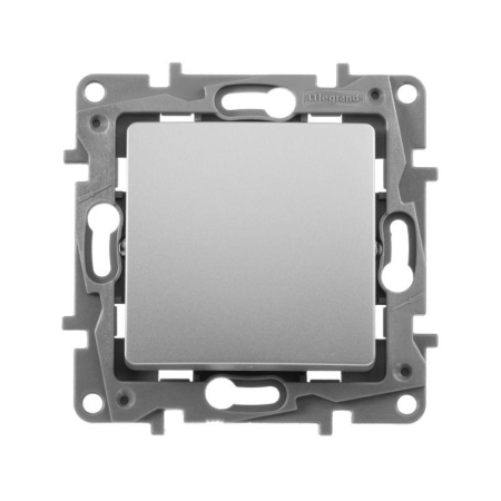 Переключатель перекрестный 1-кл. СП Etika 10А IP20 250В 10AX винтов. клеммы механизм алюм. IEK 672409