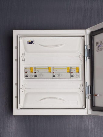 Выключатель дифференциального тока (УЗО) 4п 25А 300мА тип AC ВД1-63 KARAT IEK MDV10-4-025-300 Выключатель дифференциального тока (УЗО) 4п 25А 300мА тип AC ВД1-63 KARAT IEK MDV10-4-025-300