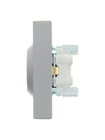 Розетка 2-м СП VESNA с заземл. со шторками ПБТ платина LEZARD 742-3500-178B Розетка 2-м СП VESNA с заземл. со шторками ПБТ платина LEZARD 742-3500-178B