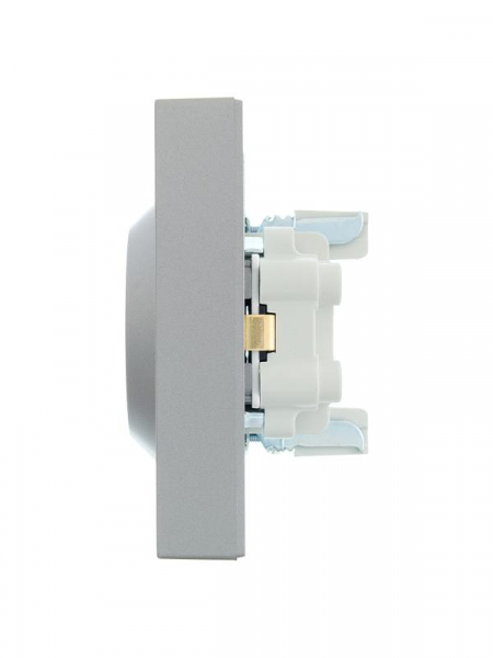 Розетка 2-м СП VESNA с заземл. со шторками ПБТ платина LEZARD 742-3500-178B Розетка 2-м СП VESNA с заземл. со шторками ПБТ платина LEZARD 742-3500-178B