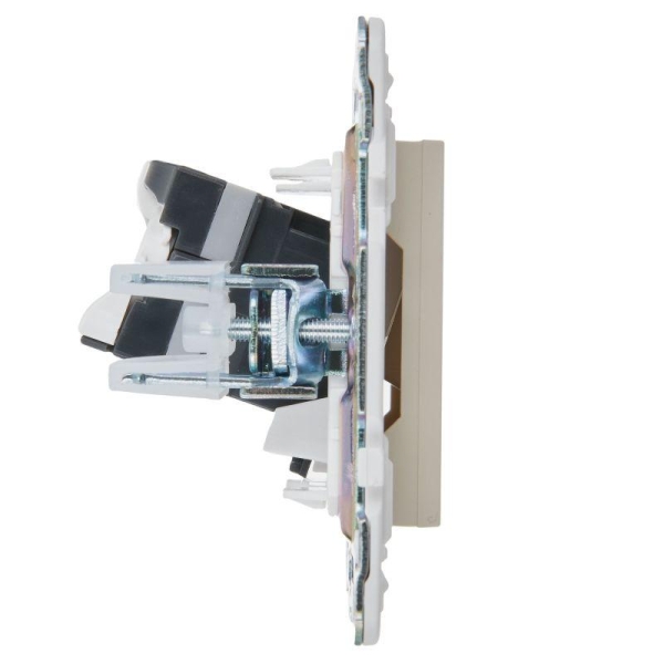Розетка компьютерная RJ45 кат.5E SKANDY SK-K01B беж. IEK SK-K10-1-K10