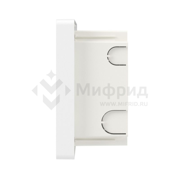 Щиток встраиваемый Фрейм (FRAME) ЩРв-п-8 8мод. с бел. дверцей с 2 шинами PEN на 6 и 8 отверст. бел. DKC F08B1WW