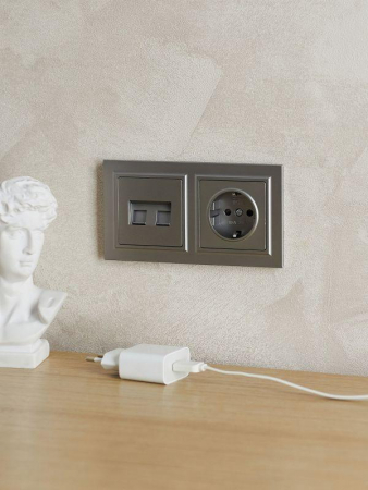 Рамка 2-м BRITE РУ-2-БрС сталь IEK BR-M22-K46 Рамка 2-м BRITE РУ-2-БрС сталь IEK BR-M22-K46