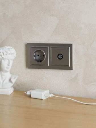 Рамка 2-м IP44 BRITE РУ-2-БрС-44 сталь IEK BR-M22-44-K46