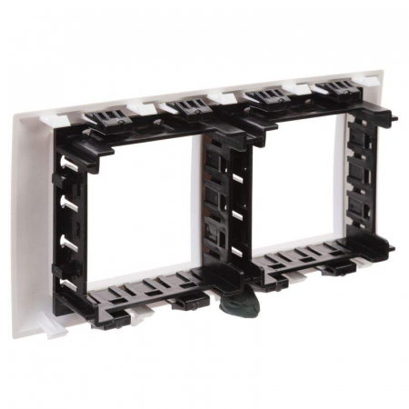 Рамка-суппорт 4мод. Avanti для "In-liner Front" бел. DKC 4400914 Рамка-суппорт 4мод. Avanti для "In-liner Front" бел. DKC 4400914