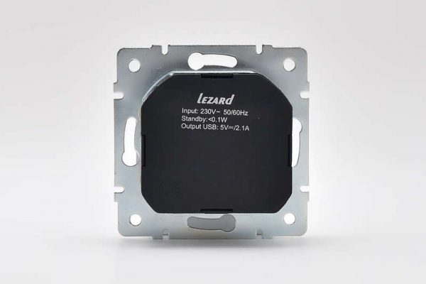 Розетка 1-м СП Karina 16А с заземл. с заряд. устройством USB механизм бел. LEZARD 707-0288-181 Розетка 1-м СП Karina 16А с заземл. с заряд. устройством USB механизм бел. LEZARD 707-0288-181