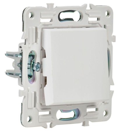 Выключатель проходной 1-кл. SKANDY 10А SK-V02W арктич. бел. IEK SK-V12-0-10-K01