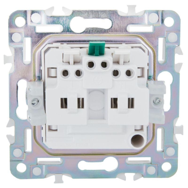 Розетка SKANDY 16А с заземл. защ. шторки безвинт. крепл. SK-R06G графит IEK SK-R14-16-1-K53