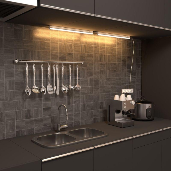 Светильник светодиодный Black 10Вт 3000К IP20 700лм 170-264В 561х22х38мм ДВО линейный накладной бел. GAUSS 130511110