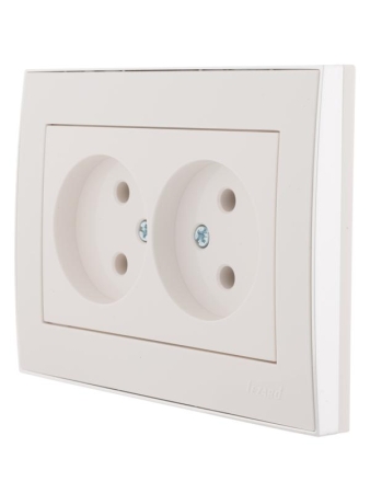 Розетка 2-м СП Rain 16А IP20 без заземл. с хром. боковой вставкой керамика бел. LEZARD 703-0225-128 Розетка 2-м СП Rain 16А IP20 без заземл. с хром. боковой вставкой керамика бел. LEZARD 703-0225-128