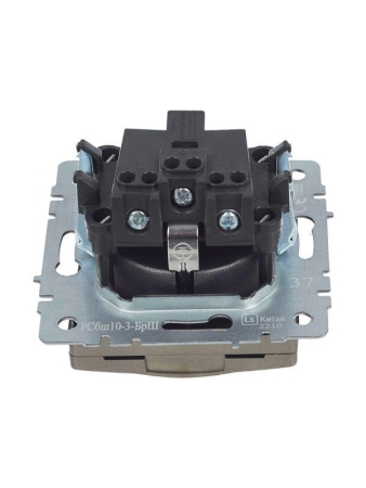 Розетка BRITE РСбш10-3-БрШ 16А IP20 с заземл. защ. шторки с крышкой механизм шампань IEK BR-R16-16-K37