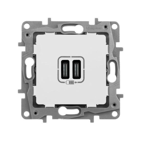 Устройство зарядное Etika с 2-мя USB разъемами C и C 240В/5В 3000мА сл. кость IEK 672335 Устройство зарядное Etika с 2-мя USB разъемами C и C 240В/5В 3000мА сл. кость IEK 672335