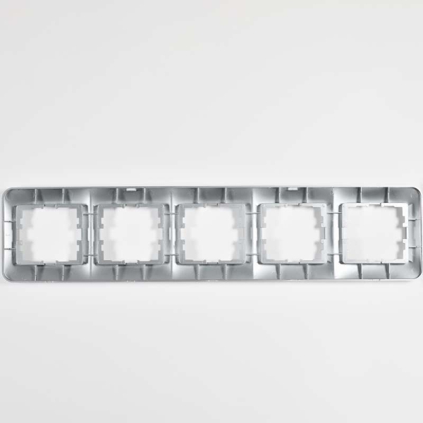 Рамка 5-м Karina Life горизонт. матов. серебр. LEZARD 708-4300-150 Рамка 5-м Karina Life горизонт. матов. серебр. LEZARD 708-4300-150