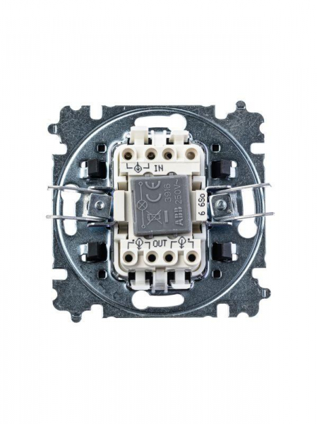 Переключатель 1-кл. СП Levit IP20 с подсветкой ориентацион. серебр./дым. черн. ABB 2CHH590646A6070