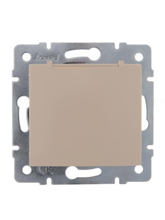 Розетка 1-м СП Karina с заземл. с крышкой термопласт механизм крем. LEZARD 707-0388-123B Розетка 1-м СП Karina с заземл. с крышкой термопласт механизм крем. LEZARD 707-0388-123B