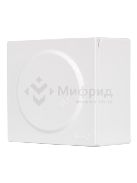 Розетка 1-м ОП LETO с заземл. с крышкой LETO ПБТ бел. LEZARD 752-0200-123B