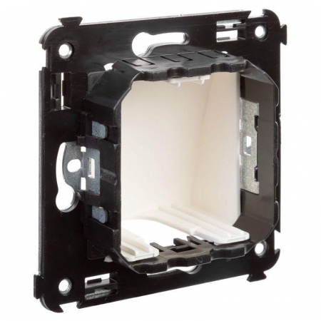 Вывод кабеля из стены "Avanti" "Белое облако" DKC 4400983 Вывод кабеля из стены "Avanti" "Белое облако" DKC 4400983