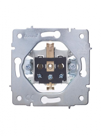 Розетка 1-м СП Vesna с заземл. защ. шторки ПБТ механизм бел. LEZARD 742-0288-124B Розетка 1-м СП Vesna с заземл. защ. шторки ПБТ механизм бел. LEZARD 742-0288-124B