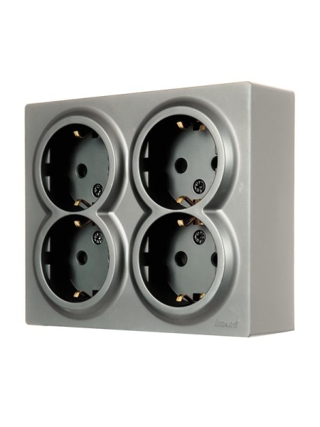 Розетка 4-мест. с заземл. LETO закрытый корпус ПБТ платина LEZARD 752-3500-127BDP