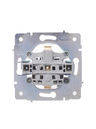 Розетка 1-м СП Vesna с заземл. ПБТ механизм бел. LEZARD 742-0288-122B Розетка 1-м СП Vesna с заземл. ПБТ механизм бел. LEZARD 742-0288-122B