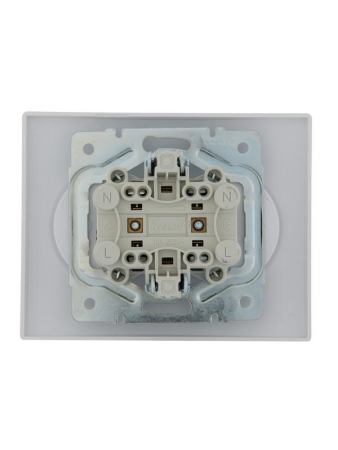 Розетка 2-м СП Karina 16А IP20 без заземл. термопласт жемчуж./бел. перламутр. LEZARD 707-3000-128B Розетка 2-м СП Karina 16А IP20 без заземл. термопласт жемчуж./бел. перламутр. LEZARD 707-3000-128B