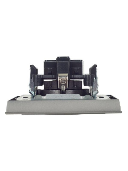 Розетка СП BRITE РСР14-1-0-БрС 16А в сборе с заземл. защ. шторки сталь IEK BR-R14-16-K46-F Розетка СП BRITE РСР14-1-0-БрС 16А в сборе с заземл. защ. шторки сталь IEK BR-R14-16-K46-F