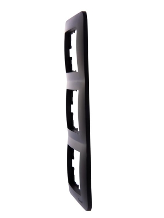 Рамка 3-м Karina Life вертикал. черн. бархат LEZARD 708-4200-153 Рамка 3-м Karina Life вертикал. черн. бархат LEZARD 708-4200-153