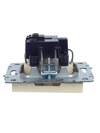 Розетка BRITE РС11-1-0-БрКр 16А с заземл. без защ. шторки механизм беж. IEK BR-R11-16-K10 Розетка BRITE РС11-1-0-БрКр 16А с заземл. без защ. шторки механизм беж. IEK BR-R11-16-K10