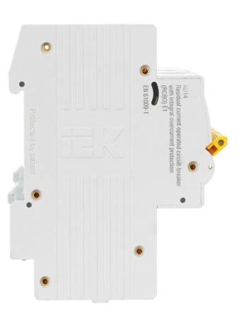 Выключатель автоматический дифференциального тока 4п C 32А 30мА тип AC 4.5кА АД-14 KARAT IEK MAD10-4-032-C-030