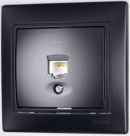 Розетка компьютерная 1-м СП Mira RJ45 черн. бархат LEZARD 701-4242-139 Розетка компьютерная 1-м СП Mira RJ45 черн. бархат LEZARD 701-4242-139