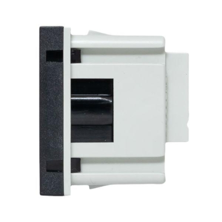 Розетка 45х45 с зазем. с защ. шторками 90град. черн. матов. EKF E2MR16-028-30 Розетка 45х45 с зазем. с защ. шторками 90град. черн. матов. EKF E2MR16-028-30