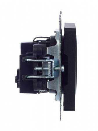 Розетка BRITE РС11-1-0-БрЧ 16А с заземл. без защ. шторки механизм черн. IEK BR-R11-16-K02 Розетка BRITE РС11-1-0-БрЧ 16А с заземл. без защ. шторки механизм черн. IEK BR-R11-16-K02