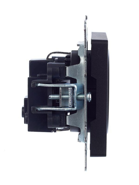 Розетка BRITE РС11-1-0-БрЧ 16А с заземл. без защ. шторки механизм черн. IEK BR-R11-16-K02 Розетка BRITE РС11-1-0-БрЧ 16А с заземл. без защ. шторки механизм черн. IEK BR-R11-16-K02