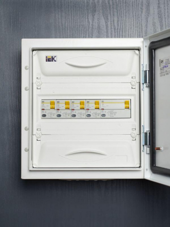 Выключатель дифференциального тока (УЗО) 2п 16А 30мА тип AC ВД1-63 KARAT IEK MDV10-2-016-030 Выключатель дифференциального тока (УЗО) 2п 16А 30мА тип AC ВД1-63 KARAT IEK MDV10-2-016-030