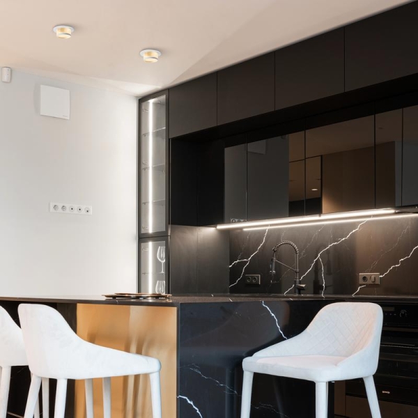 Светильник 233 10Вт GU10х1 IP20 спот Voltega VGL7233DLB-01W