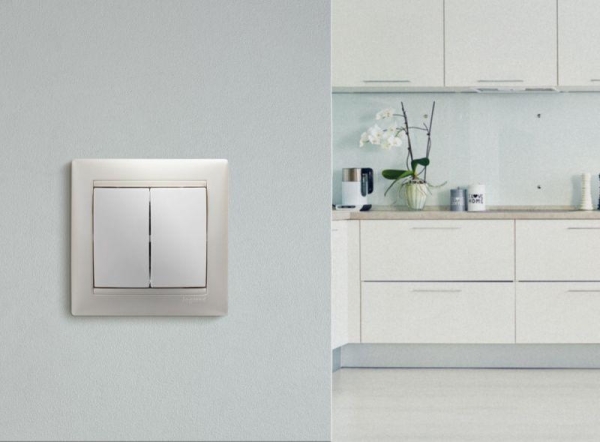 Выключатель 2-кл. СП Valena 10А IP31 250В механизм бел. IEK 774405 Выключатель 2-кл. СП Valena 10А IP31 250В механизм бел. IEK 774405