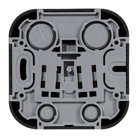 Розетка 1-м ОП Quteo 16А IP20 2P+E с заземл. без защ. шторок черн. матов. IEK 782472