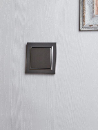 Выключатель 1-кл. СП BRITE ВСР10-1-0-БрС 10А в сборе сталь IEK BR-V10-0-10-K46-F