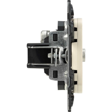 Розетка телевизионная TV 1-м Valena Allure 0-2400МГц с топологией "звезда" с лицев. панелью механизм сл. кость Leg 753851 Розетка телевизионная TV 1-м Valena Allure 0-2400МГц с топологией "звезда" с лицев. панелью механизм сл. кость Leg 753851