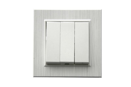 Выключатель 3-клав. 1 вход 3 выхода Karea LINE STAR жемчуж. Makel 86100091