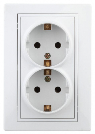 Розетка 2-м СП Plano 1-208-01 16А IP20 250В 2х2P+E Schuko защ. шторки бел. Intro Б0053933 Розетка 2-м СП Plano 1-208-01 16А IP20 250В 2х2P+E Schuko защ. шторки бел. Intro Б0053933
